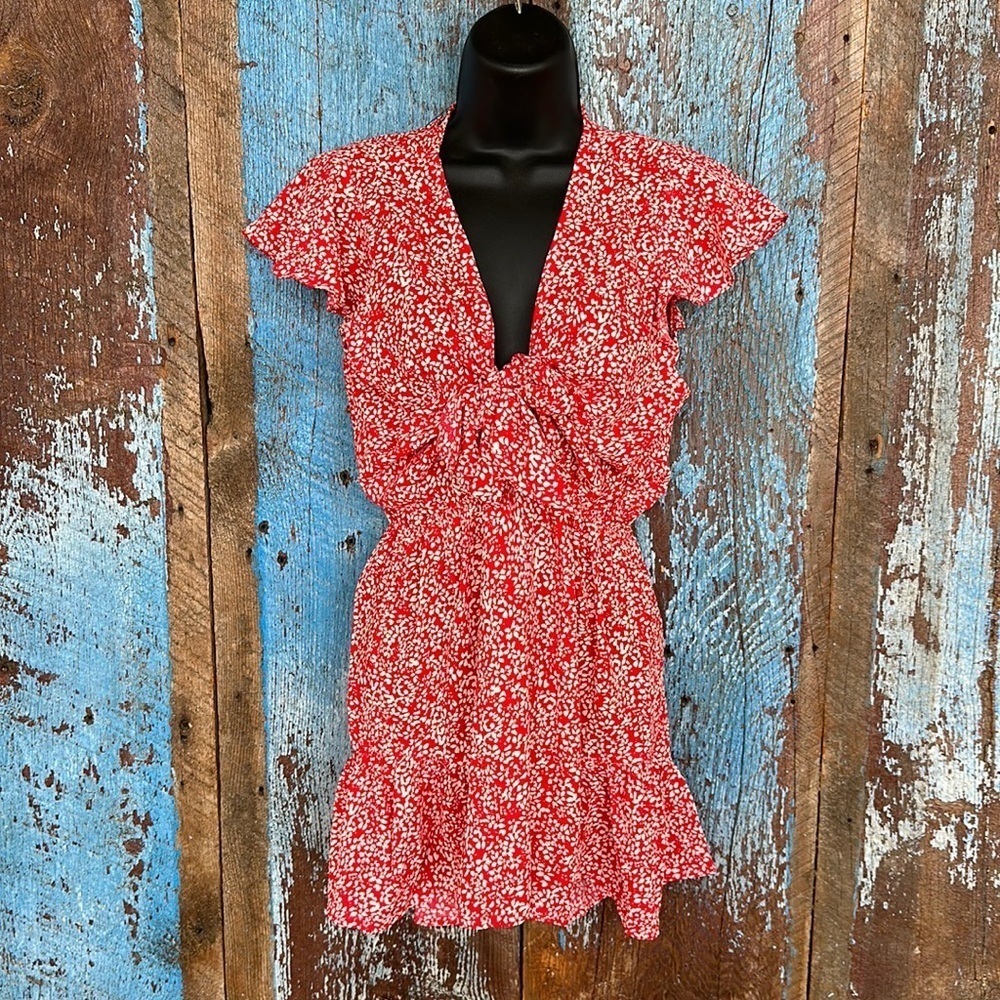 Aakaa Red Floral Romper Shorts Size Medium